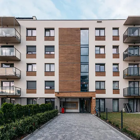 Apartament Balcony & Parking, Modern Elegant Apartment! Near Tram